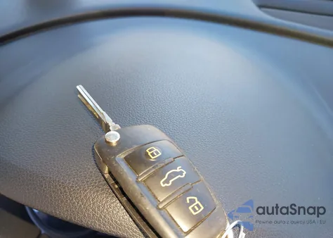 2015 Audi A3 1.8T Premium из США, поврежденный, VIN WAUACGFF0F1128934